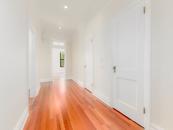 5th image of 73 W 82nd St APT 4W