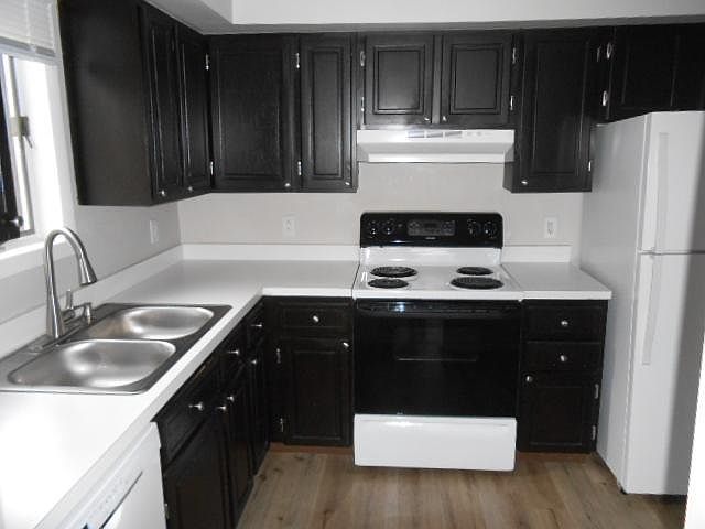 2nd image of 1218 Monroe Ave APT 2