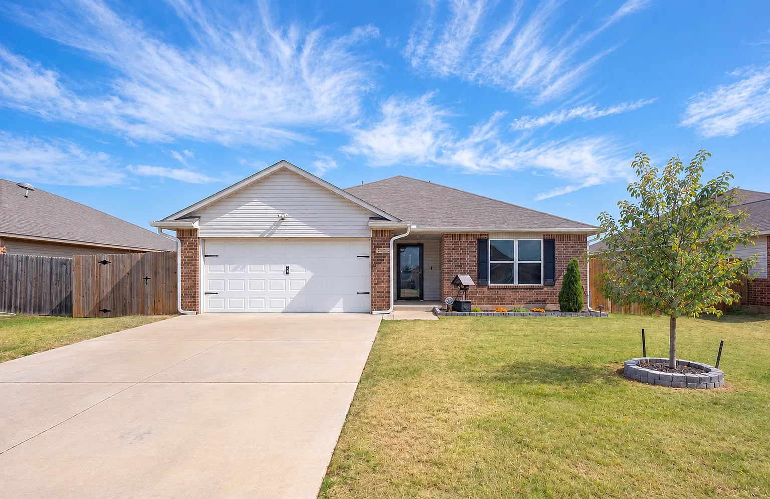 3 bed, 1407 sqft, $1,750 — Photo 1