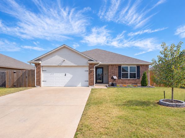 1020 S Blackjack Ln