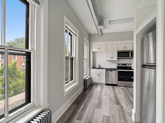 5th image of 201 W Barnard St APT 3