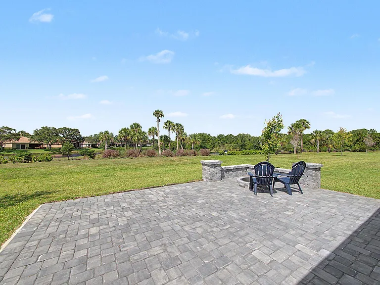 9049 Dahlia Cir — Photo 24
