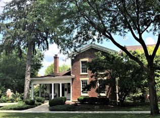 127 N 1st St, Geneva, IL 60134