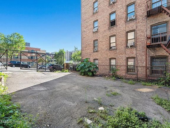 4th image of 673 W 187th St