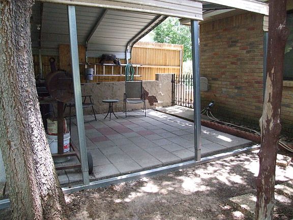3rd image of 223 Southway Dr