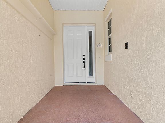 5th image of 138 Manny Ln