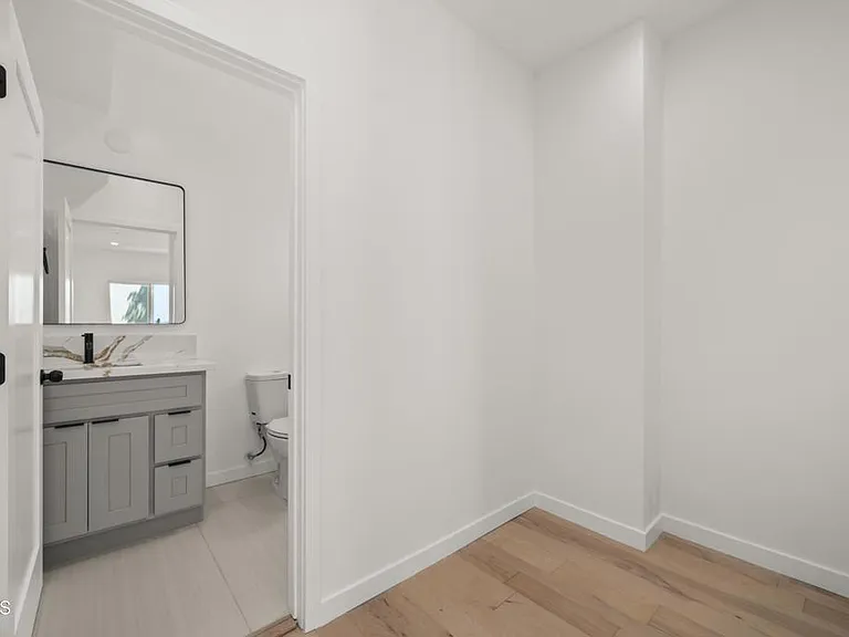 3564 N Eagle Rock Blvd #1 — Photo 25