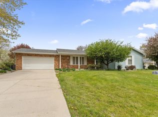 19727 Old Ridge Rd, South Bend, IN 46614