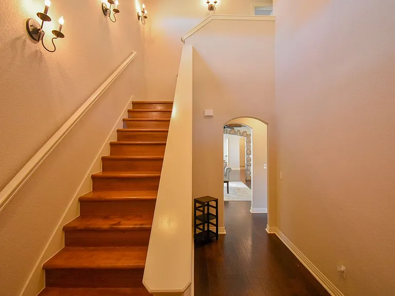 562 N Salem Rd — Photo 20