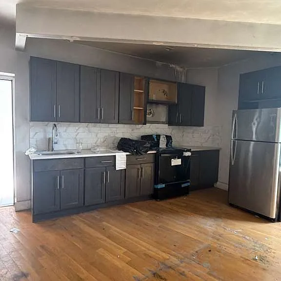 1693 Monroe Ave #2 — Photo 1