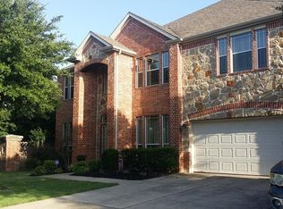 713 Crestwood Ln, Round Rock, TX 78665