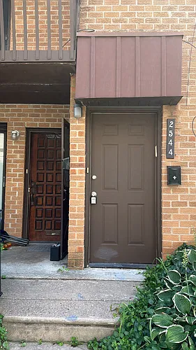 2544 Faunce St Photo 1