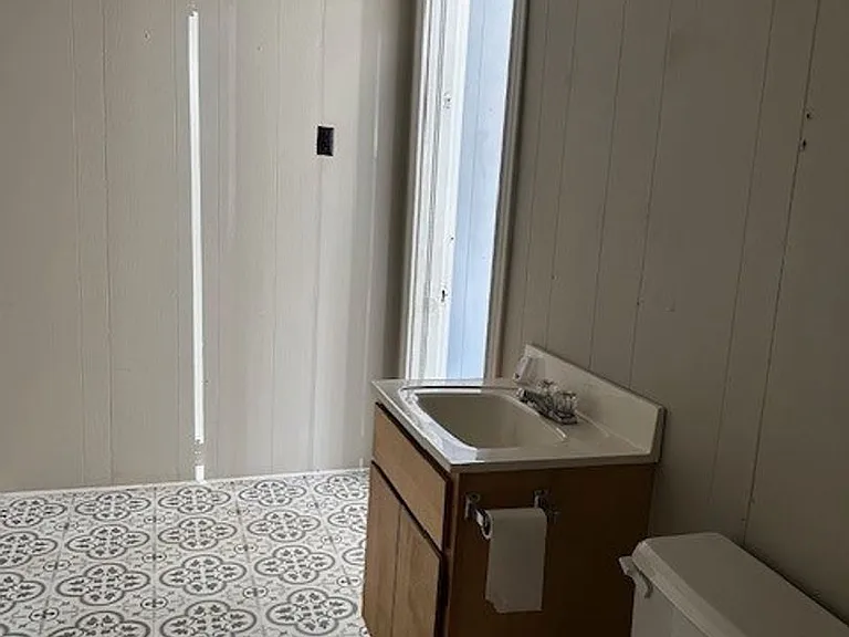 25-29 S Market St #27 — Photo 8