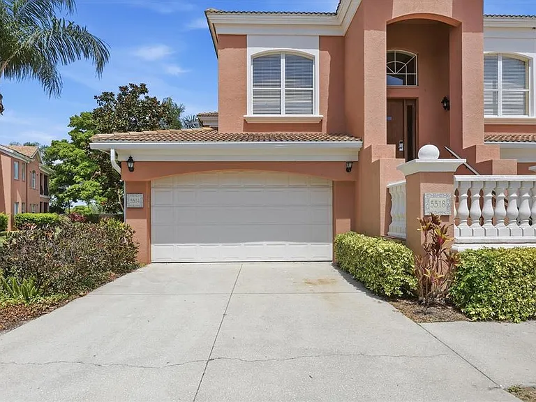 5514 46th Ct W — Photo 1