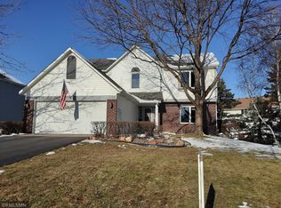 9108 Cambridge Rd, Woodbury, MN 55125