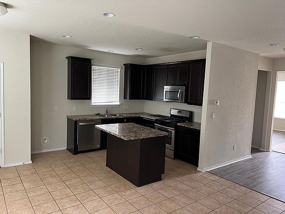 4th image of 3414 Coahuila Way