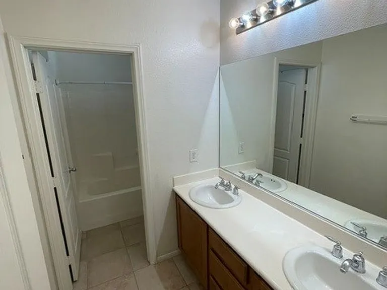 5298 Caprock Canyon Ave — Photo 24