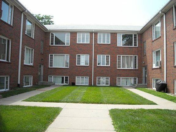 2nd image of 328-334 S 37th St #9