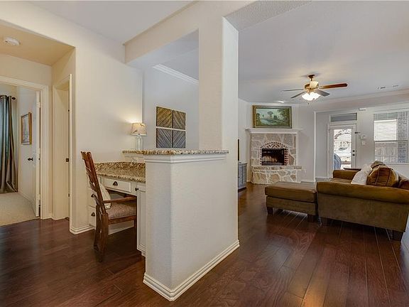 5th image of 2596 Largo Ln