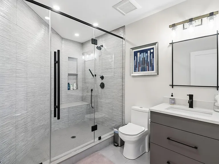 302 N Nassau Ave — Photo 41