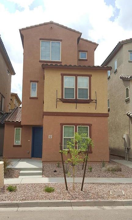 1st image of 2112 N 77th Dr