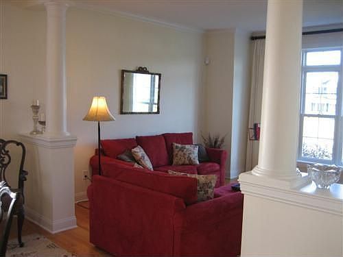 4th image of 20 Knollwood Dr