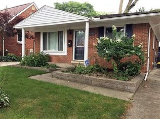 4702 Groveland Ave, Royal Oak, MI 48073