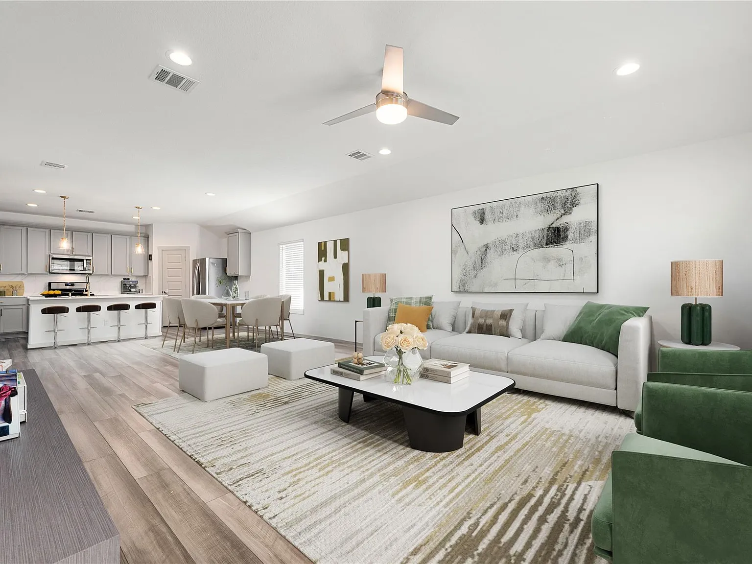 4 bed, 2.0 bath, 1867 sqft, $2,400 — Photo 4
