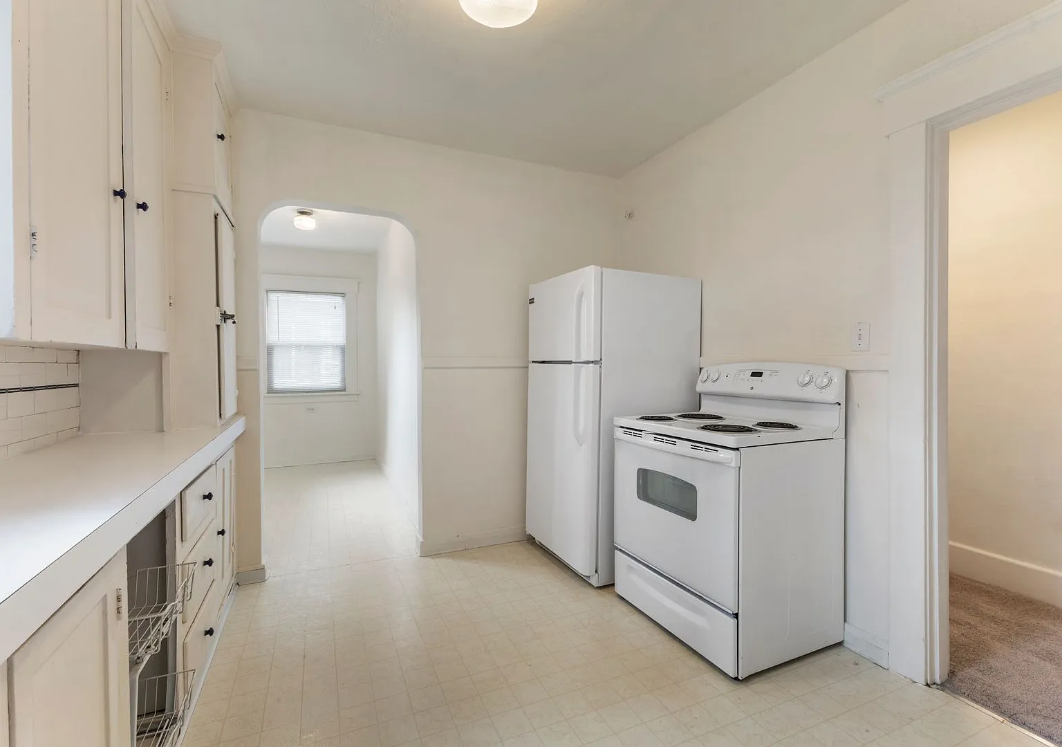 Devoe Apartments — Photo 3