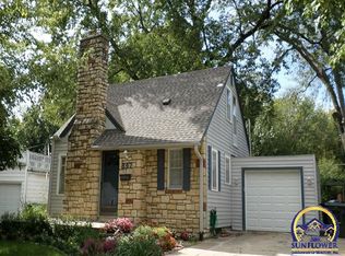 847 SW Hedgewood Ave, Topeka, KS 66606