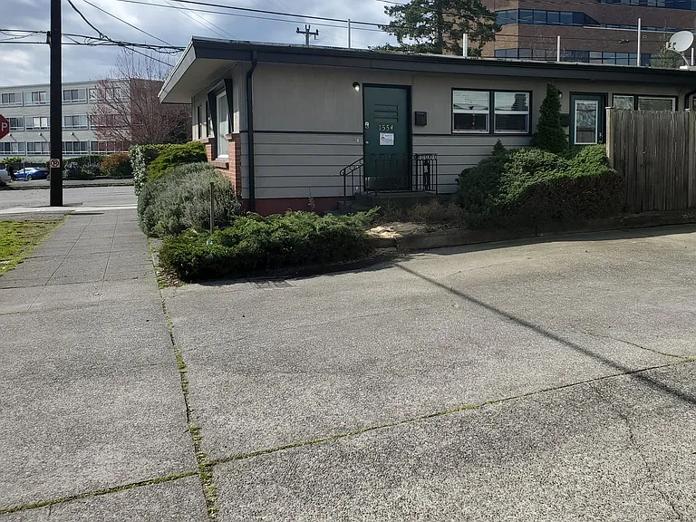 5212 17th Ave NW — Photo 1