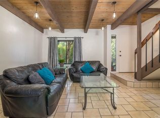 536 S Flower Cir, Orange, CA 92868