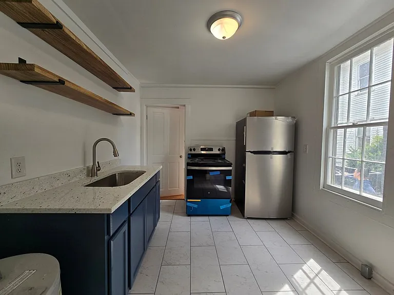 403 W Hampton Ave — Photo 9