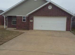 741 Applegate Ln, Lincoln, AR 72744