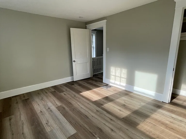 2456 Saturn St — Photo 15