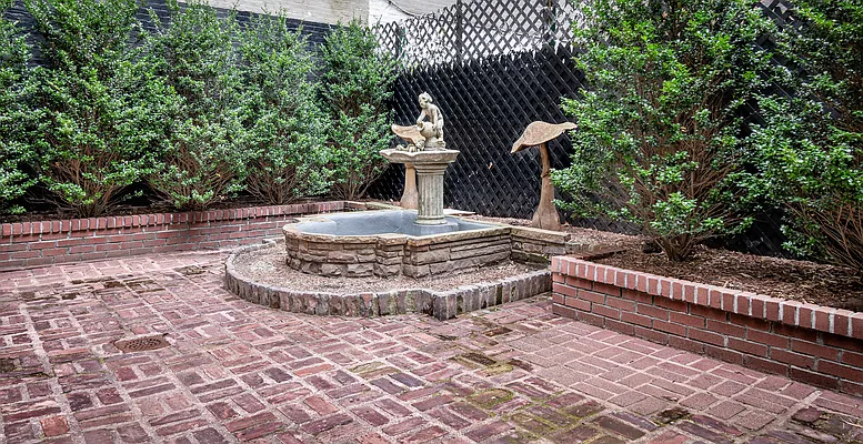 Rented by Nest Seekers International | media 32