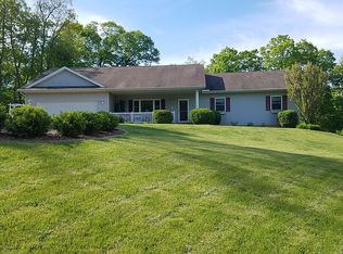 22155 Spring Creek Rd, Washington, IL 61571