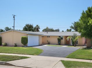 19412 Cantara St, Reseda, CA 91335