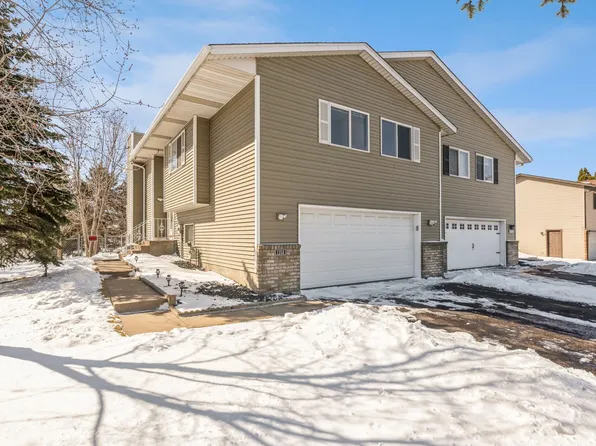 1358 Cope Ave E, Maplewood, MN 55109