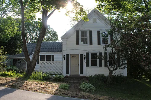 140 Town House Rd Photo 1 140 Town House Rd Photo 1