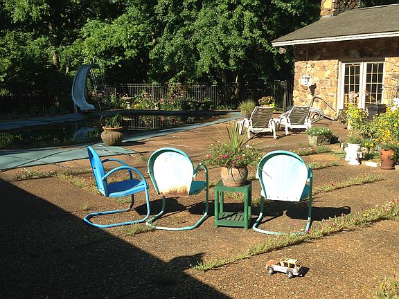 2nd image of 1229 Ethridge Ln