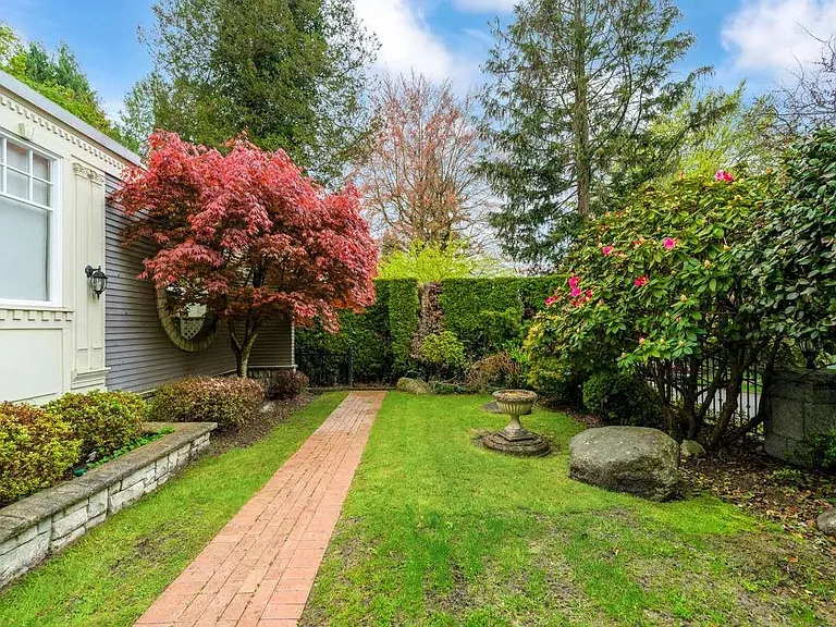 5 Cypress St — Photo 1