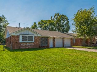 419 Pamela Dr, Baytown, TX 77521