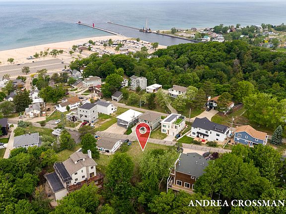 3rd image of 134 Prospect St