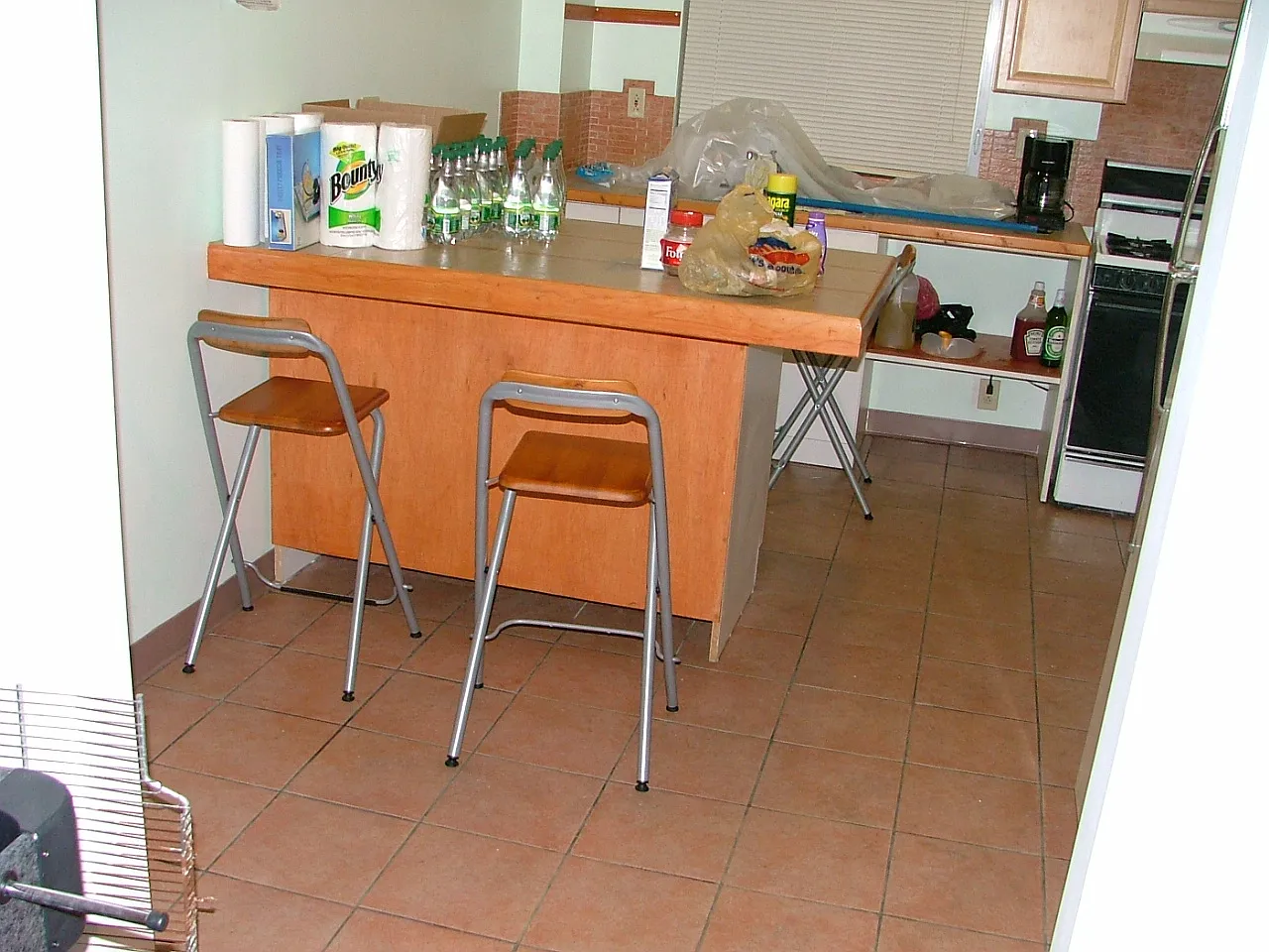 10 bed, 1.5 bath, 1300 sqft, $875 — Photo 2