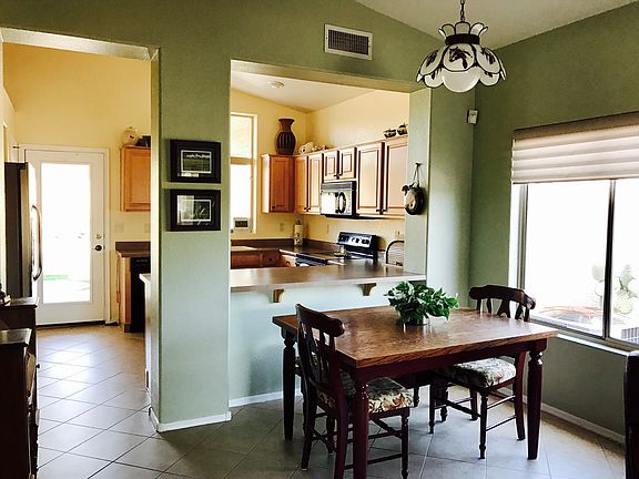 3rd image of 3912 W Desert Hollow Dr