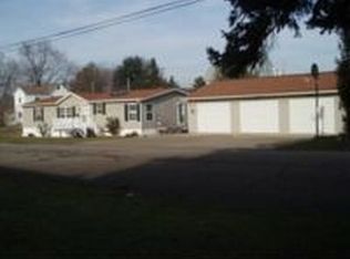 220 S Warren St, Berwick, PA 18603