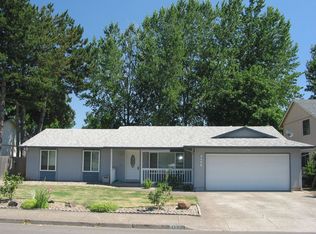 2456 Greentree Dr NE, Salem, OR 97305