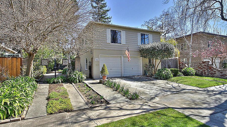 2nd image of 1841 Maddux Dr
