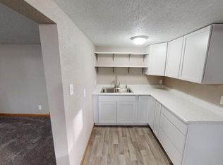 803 N 6th St #1, Bismarck, ND 58501